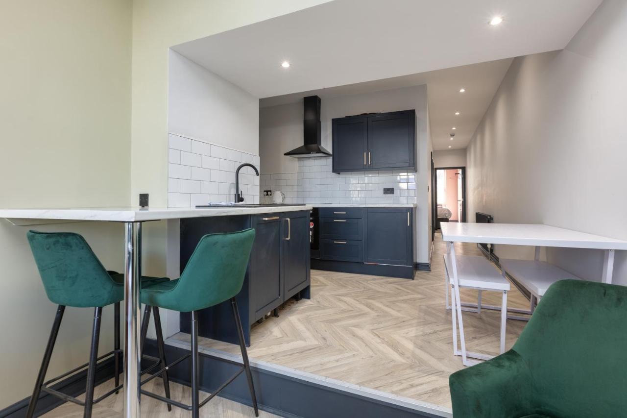 Ettie And Gigi'S Apartment Blackpool Ngoại thất bức ảnh
